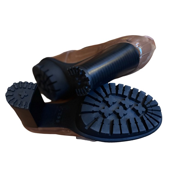 🐌 Guess Patent Lug Sole High Heel Loafers in Caramel, Size 8.5 - Picture 7 of 9